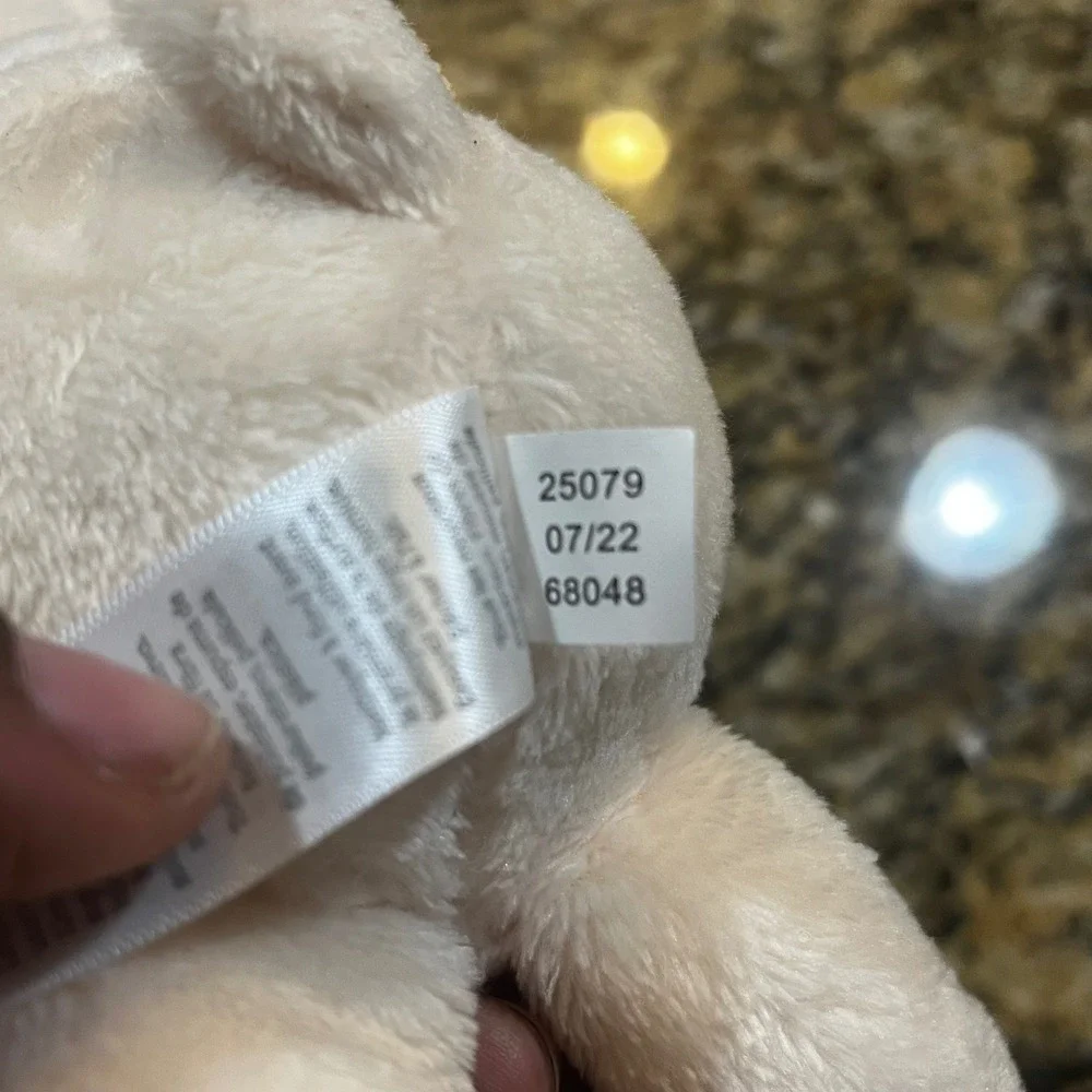 NEW Carters Baby Activity Toy Llama Plush White Sensory Teether Rattle 68048‎